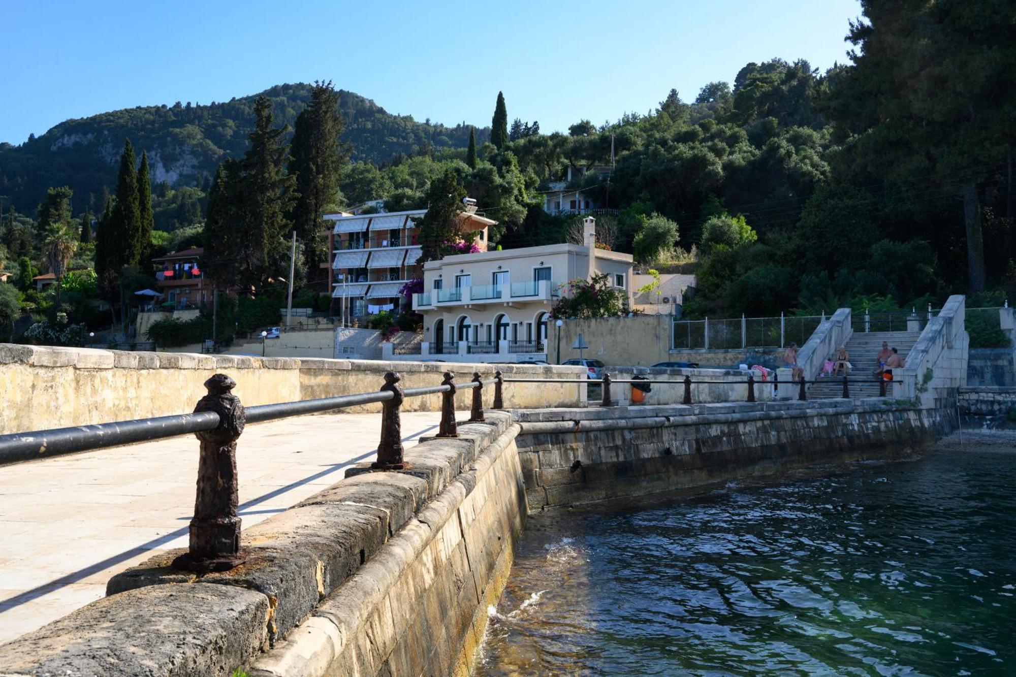 Case de vacanță Achillion Bay Achílleion